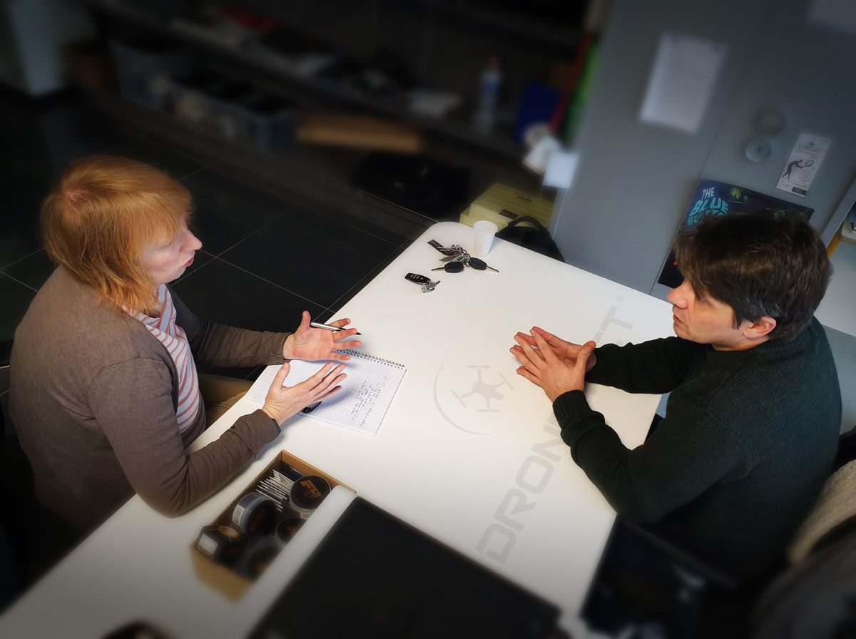 DroneAct's tweet photo. Super rencontre ce matin avec Ségolène Mahias @SMahias  @JEntreprises du #Morbihan :) #seeall #drones #impression3d #innovation #augmentedreality https://t.co/FbMbSawKkh