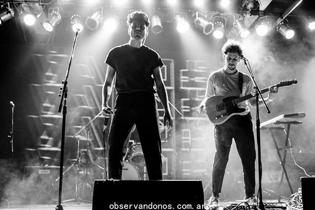 ObservandonosPH's tweet photo. Nueva foto en Instagram! https://t.co/1lEe7SapXb. @valdesmusica cierra el año junto a @1915musica en @nicetoclub! Agendate este próximo 28/12! 🔥
.
#valdes #valdesmusica #1915 #1915musica #gigphotography #bestphotomusic #fotografiadeconciertos #fotografoderock #rockenespañol … https://t.co/PWni5sUpTc