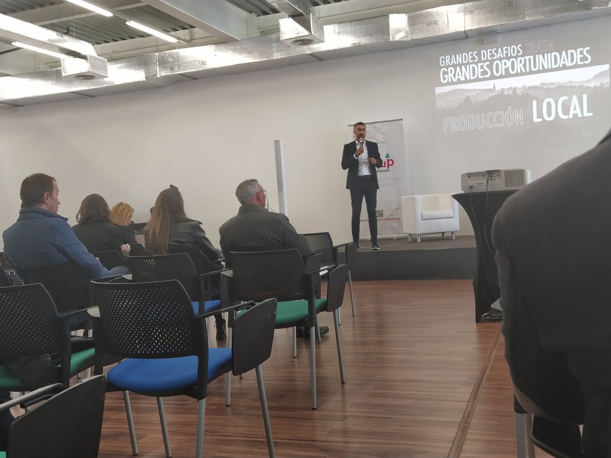 vlciconnect's tweet photo. 🔝 Más #startups vienen a contarnos sus proyectos innovadores:
@nespra 
@beiotaiot 
@CleverpyL 
Simplicity Works
@Yeeply_ES 
@yuvod 
#StartUpIndustryForum https://t.co/LFuRGrowyB