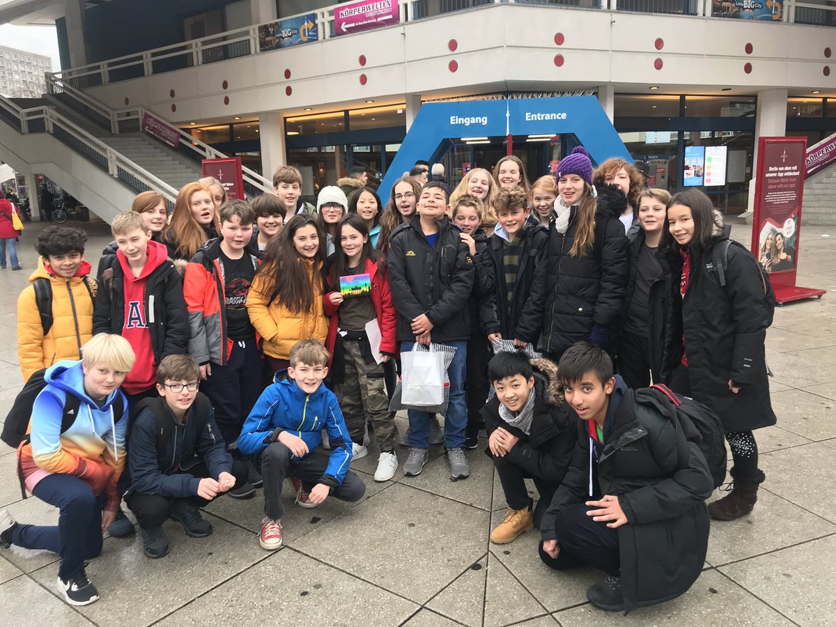 pgsgerman's tweet photo. Group photo after the Fernsehturm! 🇩🇪🎄 https://t.co/2ORe8kebrf