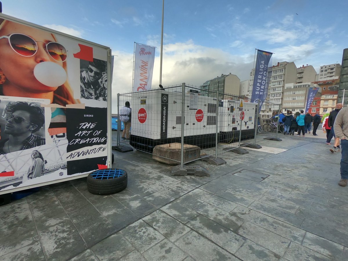 GAM_Soluciones's tweet photo. Final de la SuperLiga Siroko celebrada este fin de semana en A Coruña🌊
Grupos electrógenos, sonido y maquinaria hicieron realidad esta espectacular competición.
#GAMSoluciones #GAMEventos #Pasiónporelservicio #sonido #energia #siroko https://t.co/C0pqg6vzqu