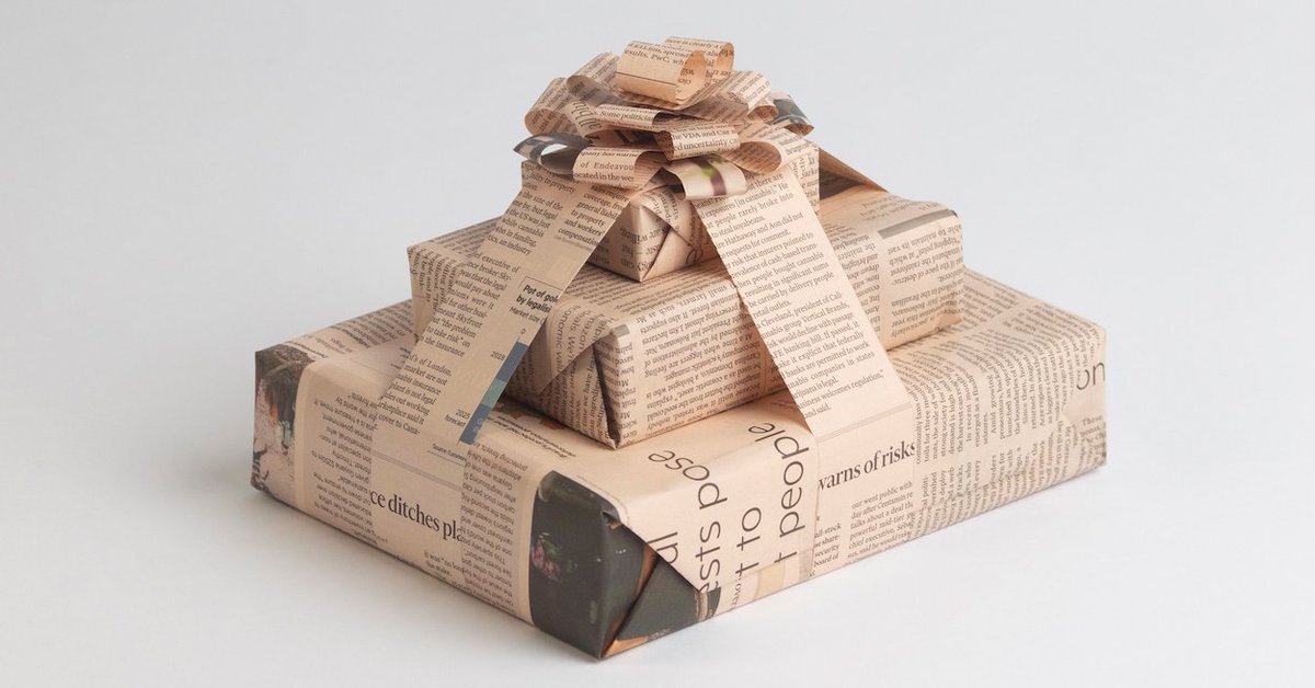 An eco-friendly reminder for the holidays: unlike most wrapping paper, the FT is 100% recyclable!🌳Be kinder to the environment and wrap your loved ones’ presents in our paper – after you’ve read it, of course.