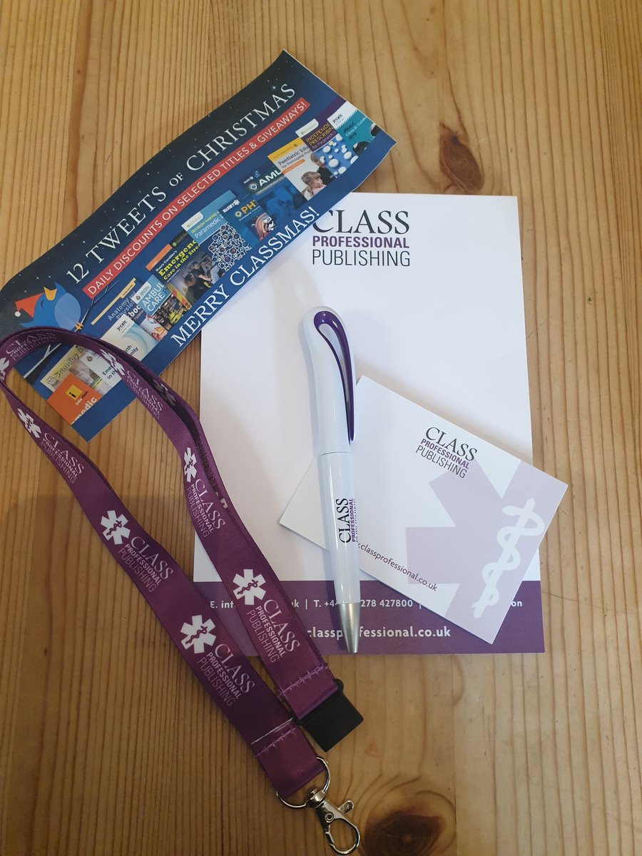 hdootson1's tweet photo. This arrived in the post! @classprofession thanks so much! Already been using the pad and pen! Merry Christmas #12tweetsofclassmas https://t.co/FnWpCBFXdz