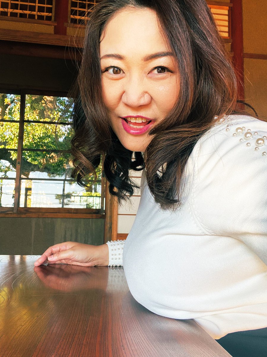 Sakurakaorurie 人生で初めて胸単体への労いの言葉を掛けて頂けて良かったね私の胸 胸も喜んでおります