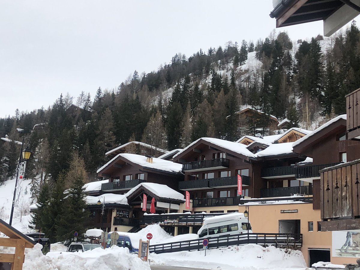 Home for the week in La Plagne <a href="/SportAshville/">Ashville Sport</a> <a href="/AshvilleCollege/">Ashville, Harrogate</a> #SkiAshville ⛷