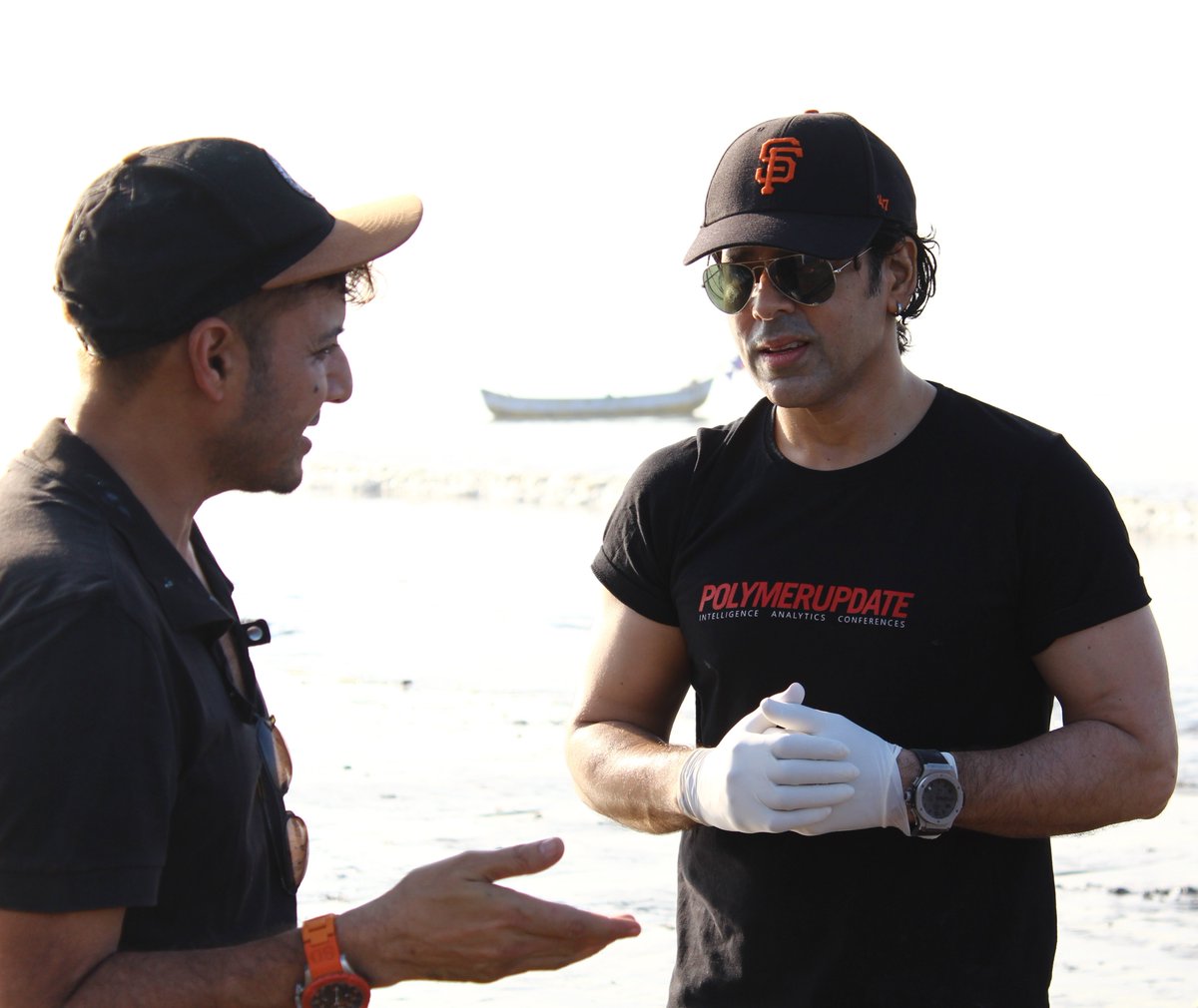 RACEConferences's tweet photo. We thank CNN Hero 2019, Afroz Shah for encouraging us to take the pledge to #BeatPolution and for his invitation to work more closely with him to help become a part of the change.
#BeatPollution #Afrozshah #beachcleanup #polymerupdate #raceconferences https://t.co/V5Qqp0mbFu