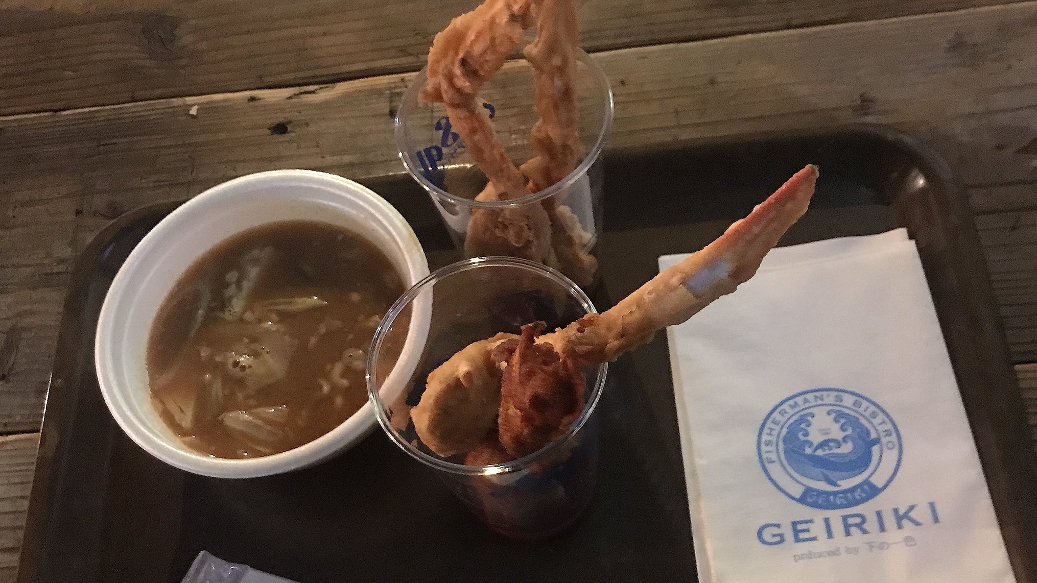 はるぽん きまぐれクック食堂行ってきた かねこさんにも会えた 思ったより背が低かったな 違う 盛れるアプリで撮ったら別人になりました 笑 どっちも美味しかった ヤンニョムソースでカンジャンケジャン作ったら絶対美味しい