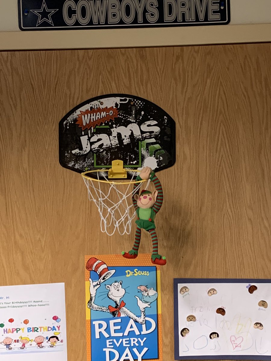 GSYC_MrH's tweet photo. Look at Jynx throwing one down in my office. #AWplay https://t.co/fLmbgkiido