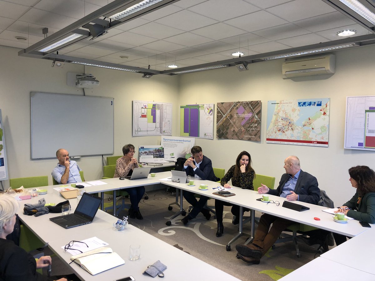 Goed overleg met gemeenten over ontwikkeling logistiek cluster bij <a href="/LAB_Lelystad/">LAB</a>!