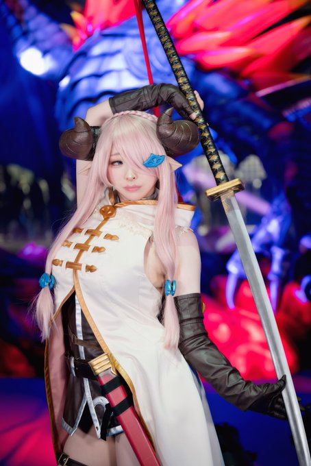 Twitterのコスプレ画像10