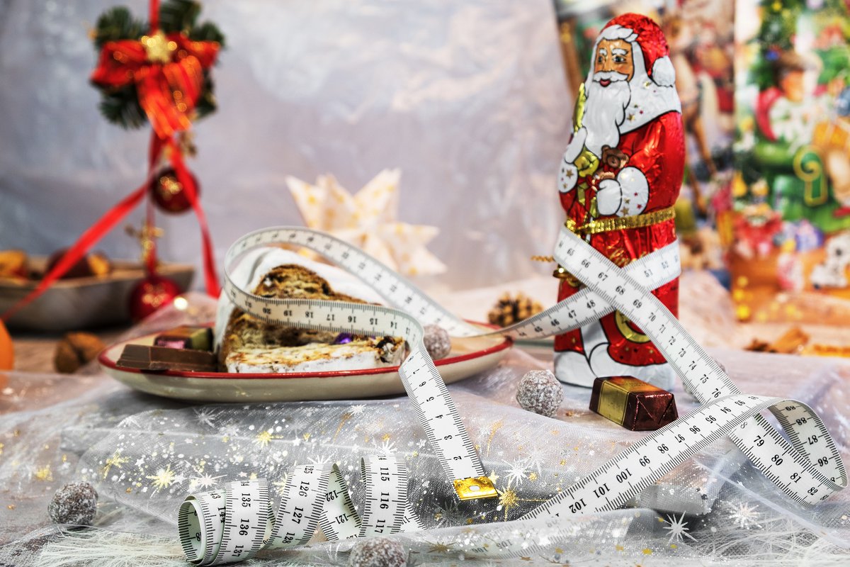 clinicaeherrera's tweet photo. Los buenos consejos de nuestra nutricionista de cabecera María Onieva Moreno para esta #Navidad . Escucha esta entrevista den #OndaCero  🔜 https://t.co/SadTyXhAza
#alimentación y #Salud #Navidad19 
#pielsana #dermatology #dermatologos #derma #Vithas #Xanit https://t.co/ZcMOr1Uz8B