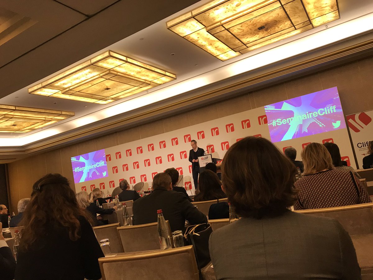 LaurenceBorde1's tweet image. Lancement du #SeminaireCliff 2019 « équilibre entre court terme et long terme » Keynote @damienviel DG @TwitterFrance #conversation #financialcommunication @ircliff 👏🏻