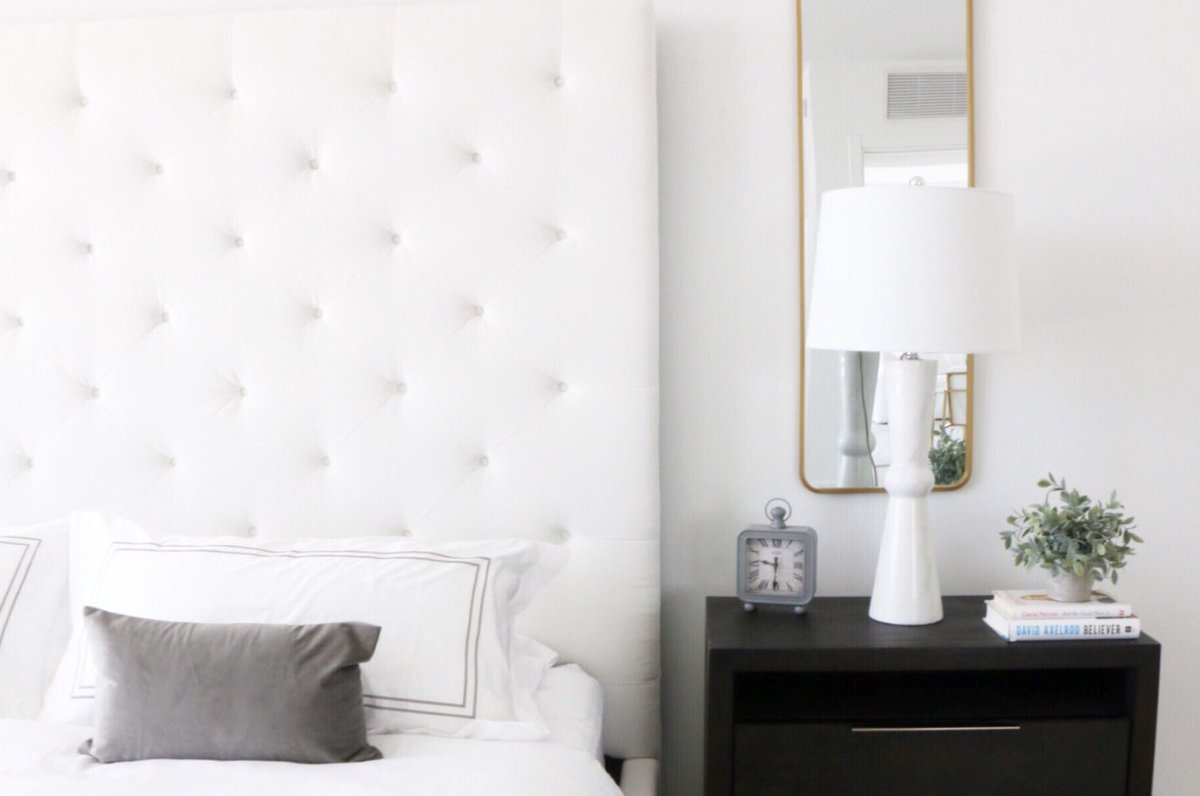 Modern design is prominent throughout all units at #AquaBlu. To learn more, please call our sales center at (954) 530-7116.