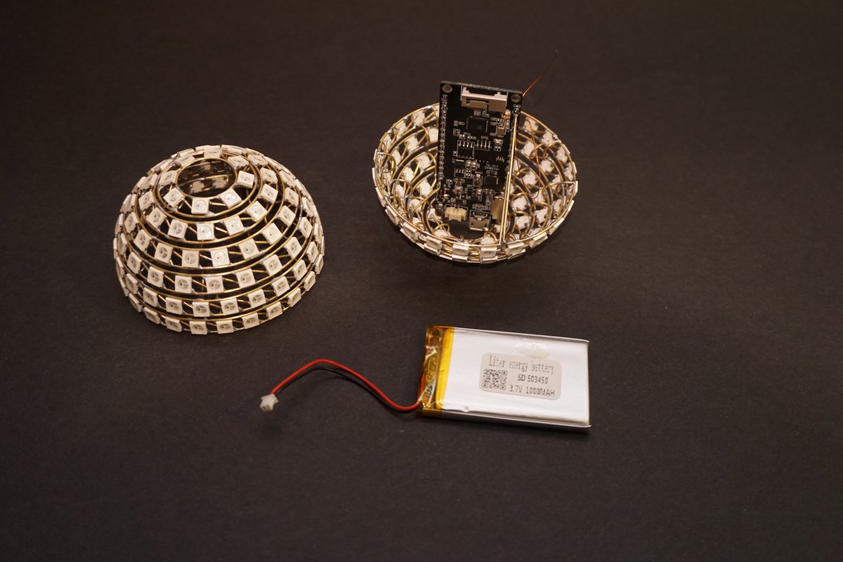 jipraus's tweet image. It took me 2 weeks to build and one truly a miserable night to finish🤫 It contains 194 RGB LEDs, TTGO ESP32 board and it&apos;s powered by 1000mAh battery. Yeah, this air-wire ball is wireless 🤟

#ledsphere