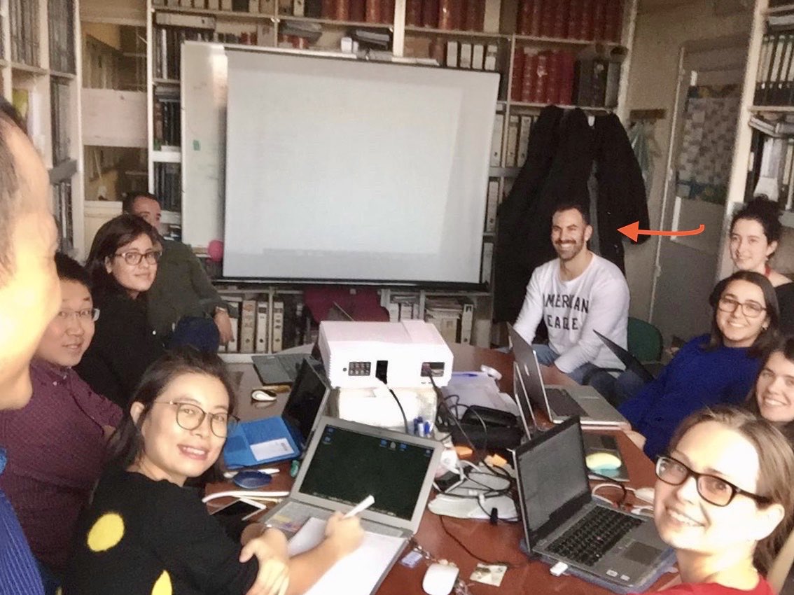 NevzorovaYulia's tweet photo. First 🧠storming meeting with our new postdoc! After successful postdoc in Cleveland Clinic @CCLRI he will now continue in @CUBEROlab supported by Attraction de talento   Program from @ComunidadMadrid. Carlos, 🤝 welcome to #LovelyLiverLab! @unicomplutense @otri_ucm https://t.co/PIGqF4yLyx