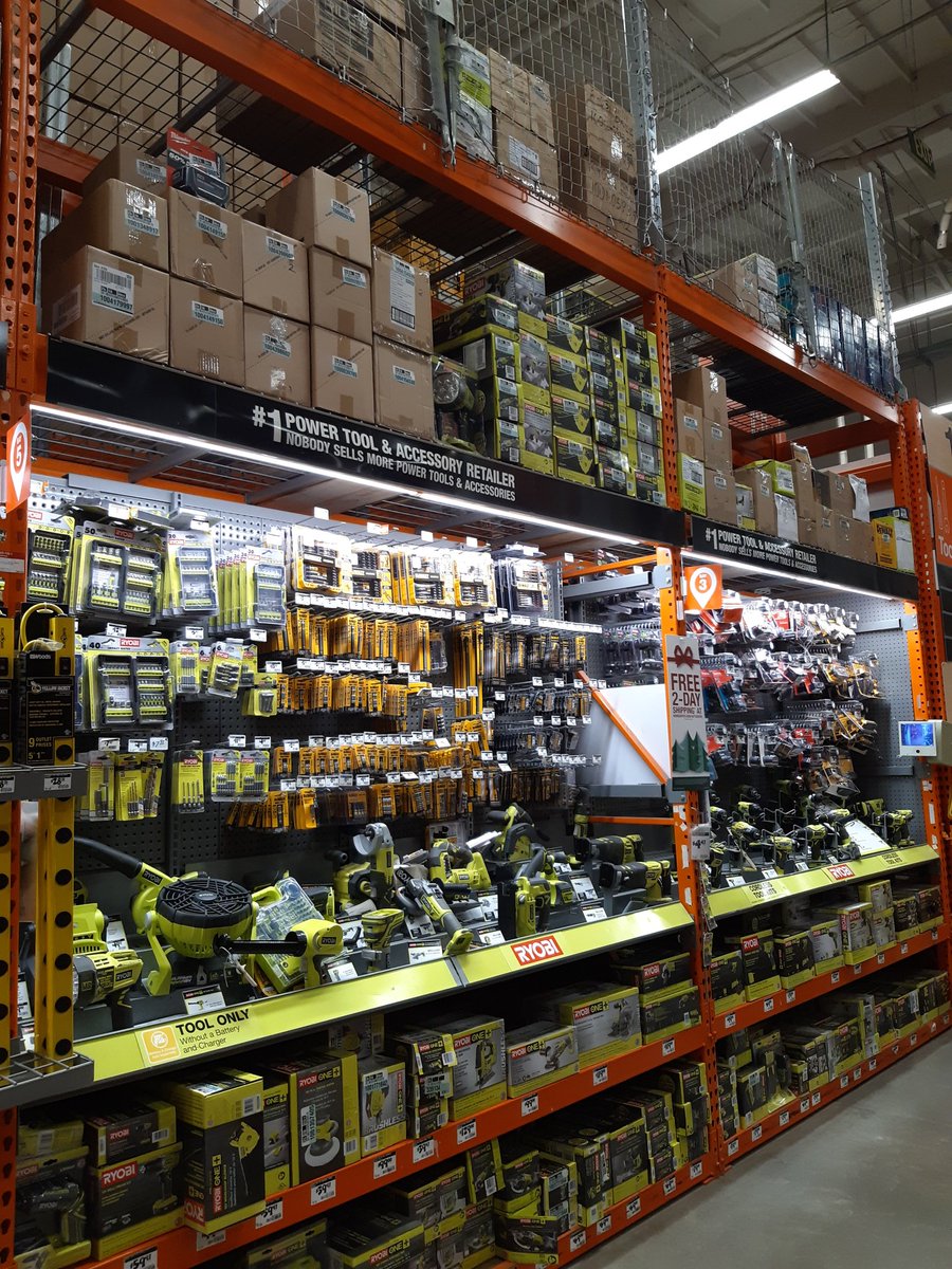 thao617's tweet image. Season's Greeting from 4705!! ;) Weekend Recovery at it's best! D25 Tool Coral &amp;amp; Holiday Recoveries. #Shelfavailability #havingfunwhileworking #Weride4705 @Ken_D19DM @CComerfordHD @RoyTy6 @iserym101 @JerryMangum11 @CasseyHarnett17