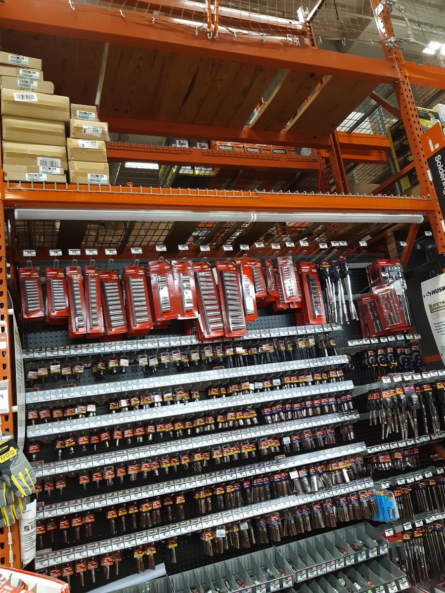 thao617's tweet image. Season's Greeting from 4705!! ;) Weekend Recovery at it's best! D25 Tool Coral &amp;amp; Holiday Recoveries. #Shelfavailability #havingfunwhileworking #Weride4705 @Ken_D19DM @CComerfordHD @RoyTy6 @iserym101 @JerryMangum11 @CasseyHarnett17