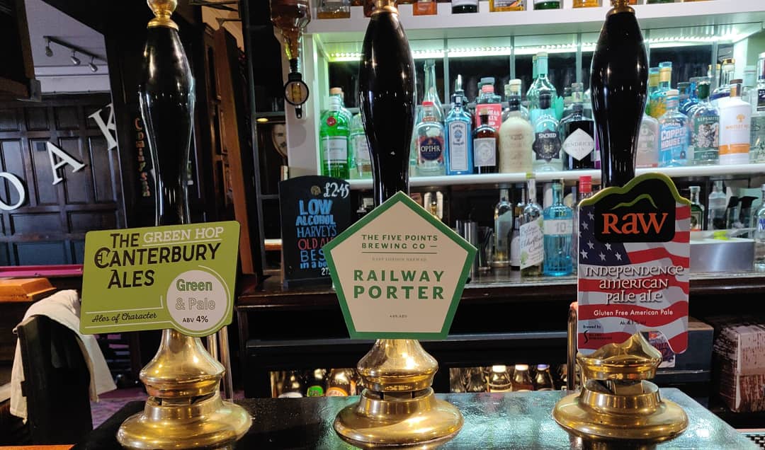TheRoyalOakTW's tweet photo. Well, it's Hoppy Monday again down @theroyaloaktw and on offer today we have guest ales from #kentbrewery #tonbridgeale #ironpier #canterburyales #raw also available are #harveys #the5points
#realale #realalefinder #twpubs #tunbridgewellspubs #Tunbridgewells @westkentcamra https://t.co/zzHdVwUxtU