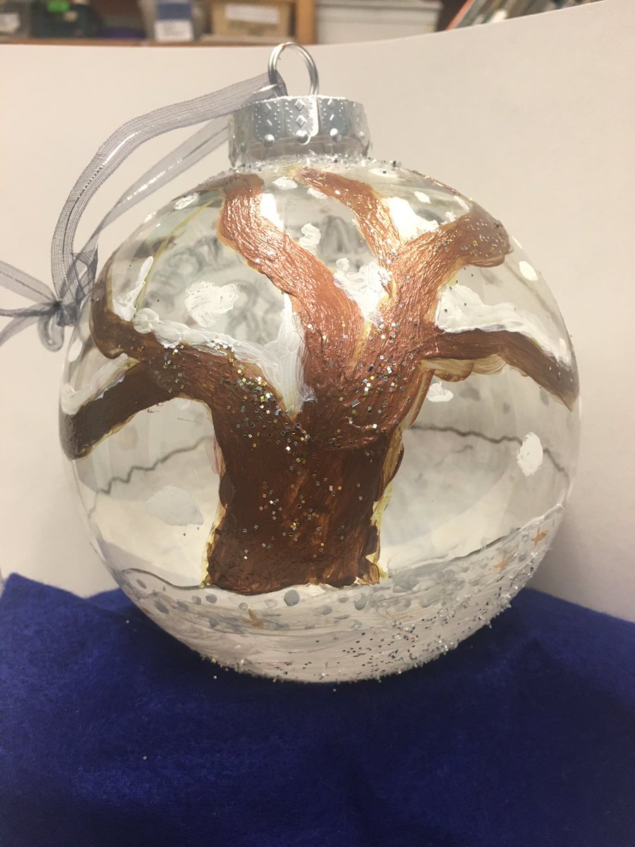 Students from Columbus Magnet School designed and painted these ornaments that hang now on the Governor’s Christmas Tree in Hartford. This is the Charter Oak symbol of freedom in Connecticut #ArtsEdNorwalk