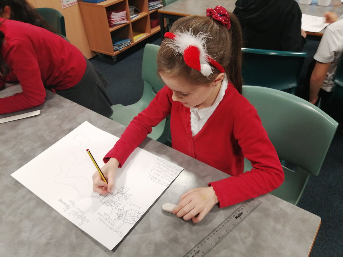 InchViewPS's tweet photo. P5D starting the last week before Christmas designing their very own Holiday board games for other classes to play ☃️🎅🎄 #designandtechnology #holidayfun #usingourimaginations https://t.co/x5T3SQGttr