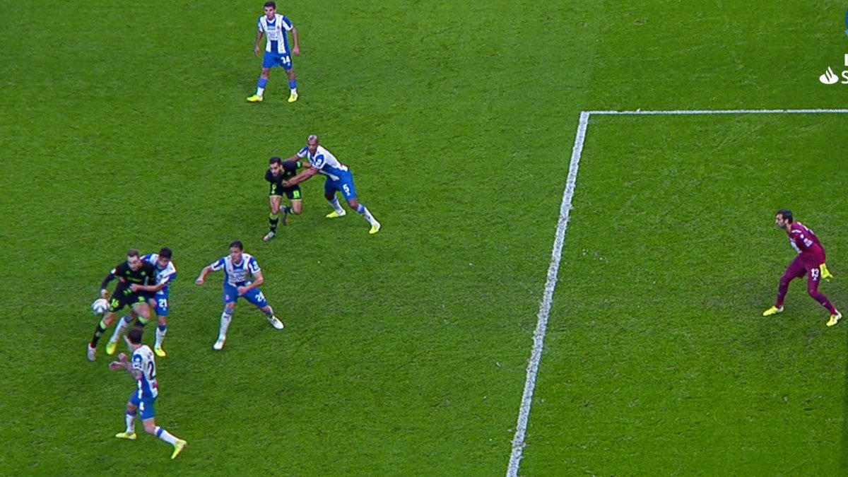 Qué lástima no conseguir ayer los tres puntos y sumar la cuarta victoria consecutiva. Y es que cuando aparece #LaDobleVARaDeMedir, todo se vuelve más complicado...