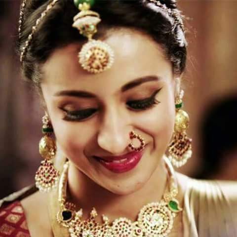 EL6lX4jUwAAW5kT?format=jpg&name=small