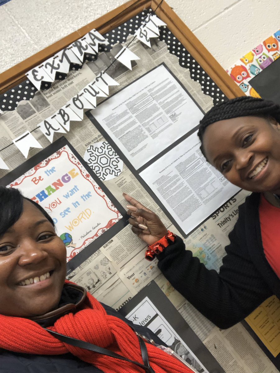 EbonyForteJo's tweet photo. We’re chasing hidden snowflakes at @CumberlandRoad and @nicholem2015 and I are going to find them all! A little holiday fun never hurt nobody! https://t.co/ZDTSROU8wW
