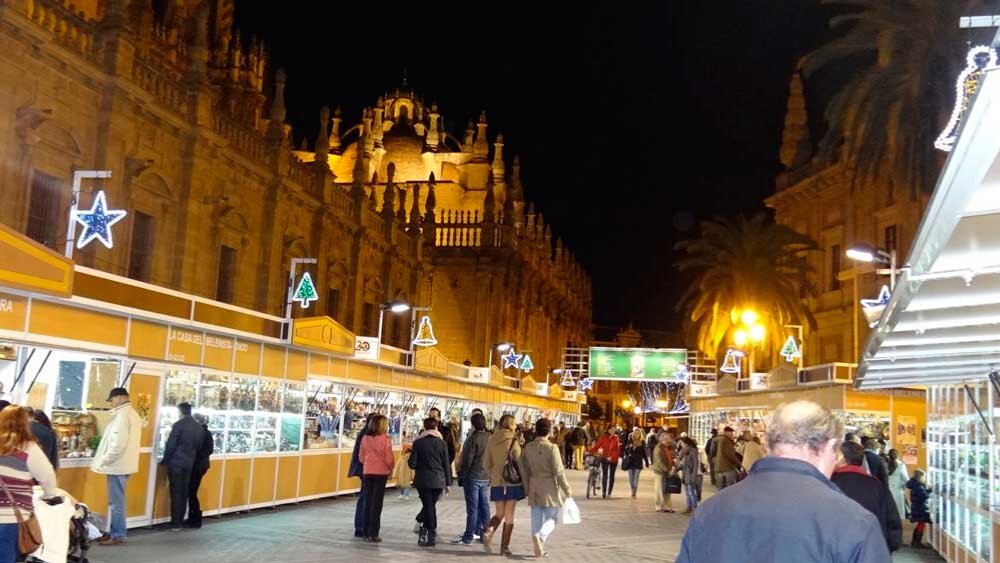 GREENAPARTNET's tweet image. La ciudad se llena de Belenes de Navidad, cada uno con su propia esencia y llegando incluso a hacer las figuras de chocolate. Cerca de nuestros apartamentos tienes los Belenes más importantes de Sevilla te los pierdas.
REESERVAS⬇️⬇️⬇️⬇️⬇️
green-apartments.net