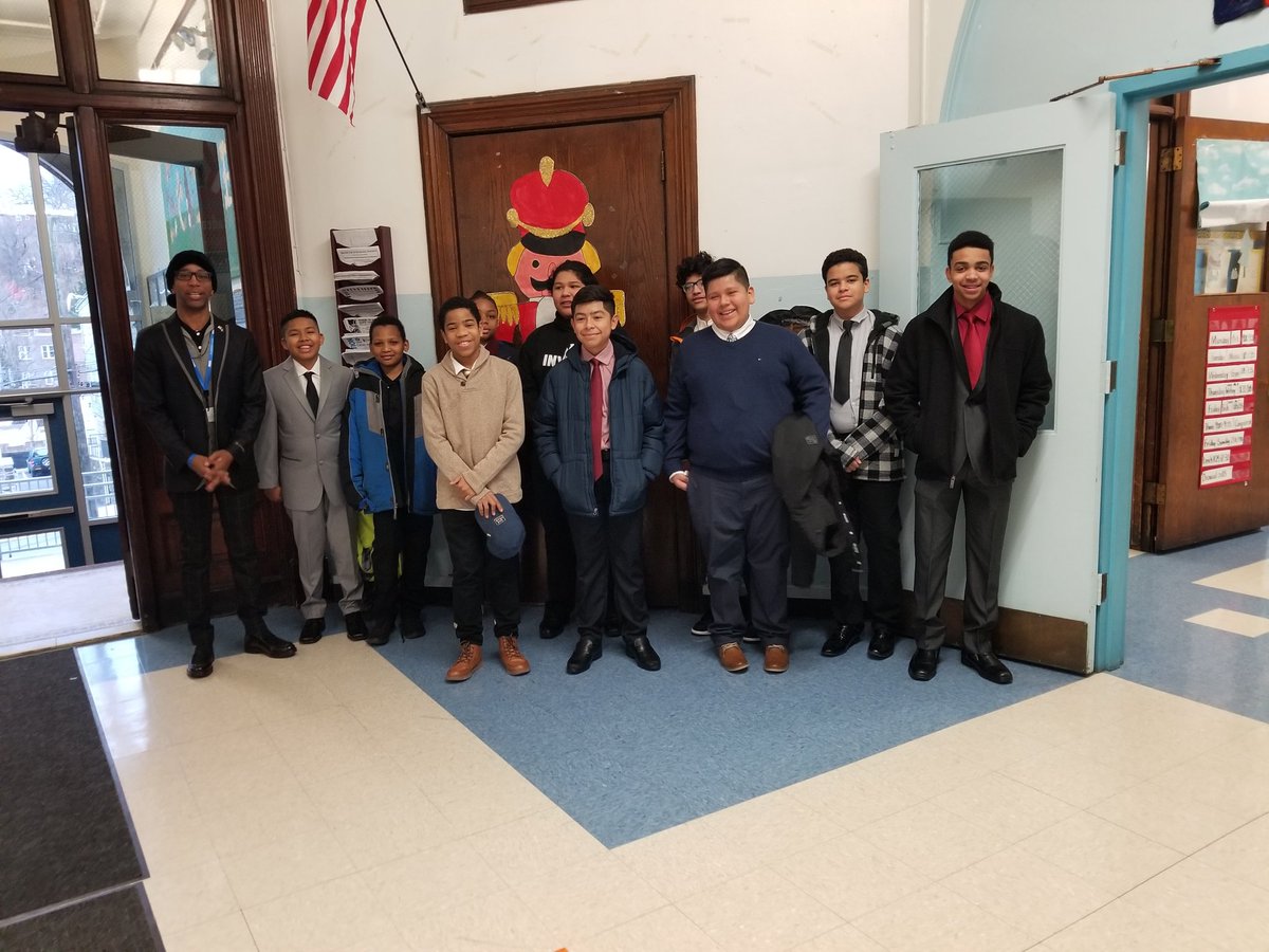 Scholastic MBK students ready for today's Youth Leadership Summit! They are ready to receive knowledge!@YonkersMBK @YonkersSchools @quezada1229 @DocAndiC @CoreyWReynolds @RcollinsJudon @gjoyner_24