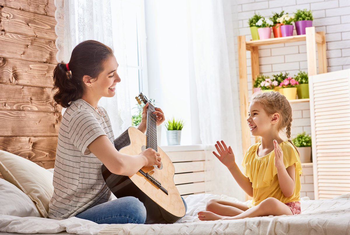 This #MusicMonday, we've got a BRAND-NEW Blog article all about the social, emotional &amp; cognitive benefits of a music education!

prodigiesmusic.com/the-many-lasti…