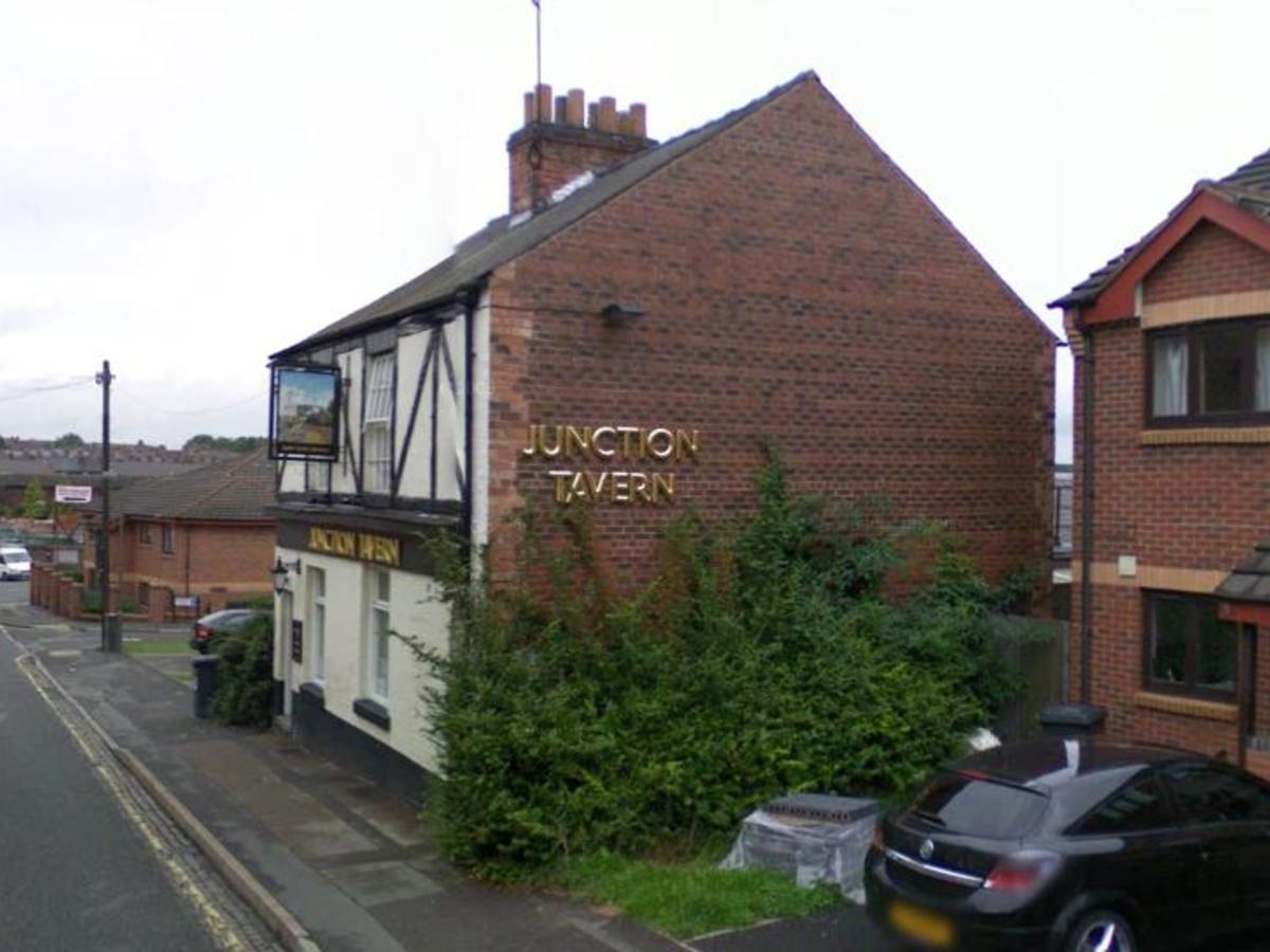 The Junction Tavern, Derbyshire
Well established community local for sale.
ow.ly/XB7W50xxfus
#buyapub #sellapub #runapub #leaseforsale #pubforsale  #leaseapub