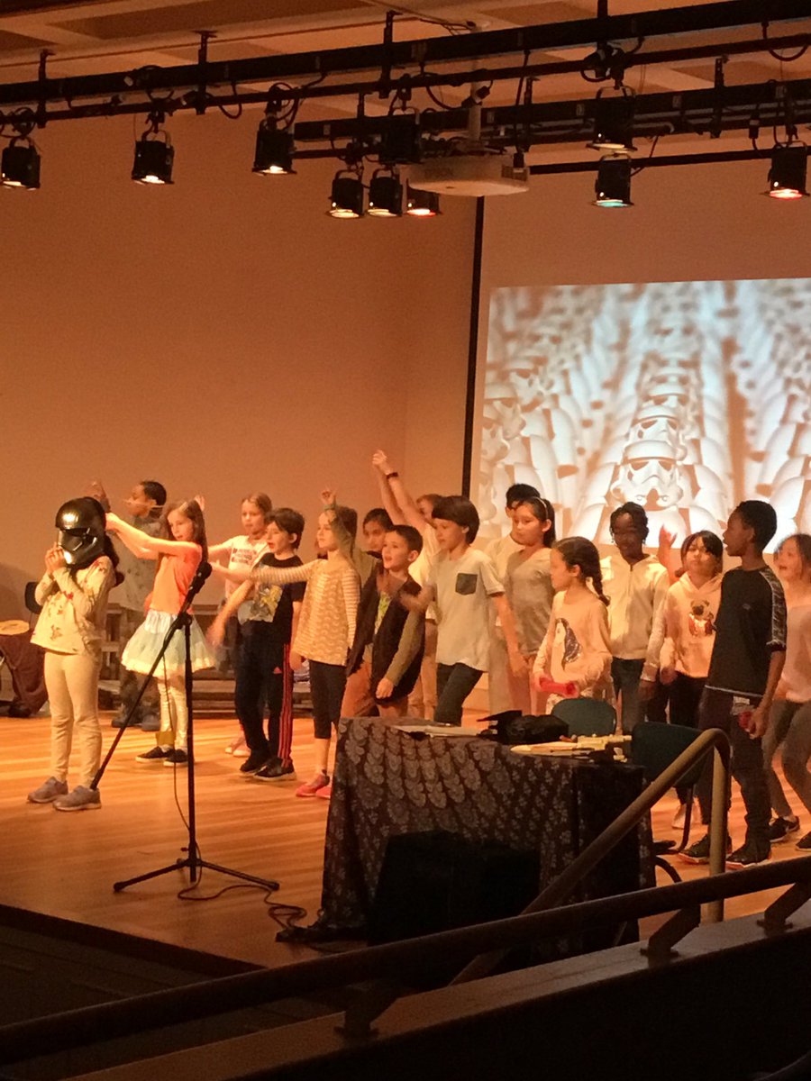Lincoln4F's tweet photo. Scenes from Star Wars Christmas, a pop-up musical by Mr. Malone... https://t.co/MGTCBUlikL