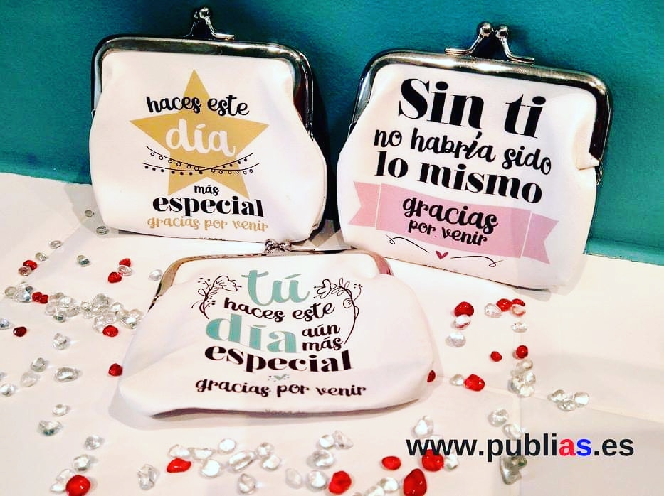 #MONEDEROS_AGRADECIMIENTO 👛
Es de bien nacidos ser agradecidos 😄
+ Info.: 👉 bit.ly/2ElVcQj 👈
.
#monedero #monederoboda #monederocomunión #detallesBBC #detalleboda #regaloboda #regalosBBC #detallespersonalizados #detallesparabodas #detallesoriginales #graciasporvenir