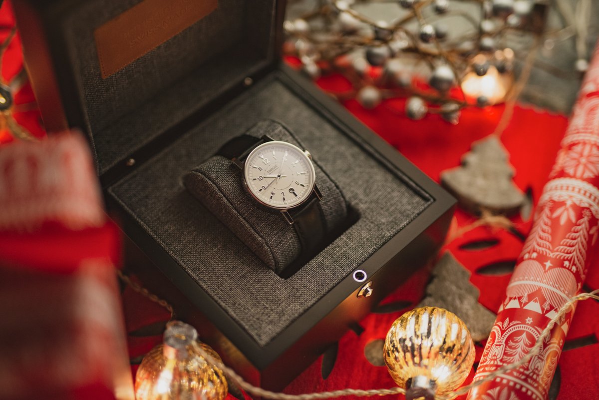 We guarantee UK delivery before Christmas if you order any time right up until 1pm on 20th December (19th for EU, America and Canada, 18th for the rest of the world) so you've still got time to order a very special gift from Marloe Watch Company!
.
marloewatchcompany.com