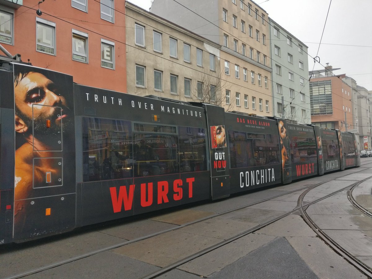 whaddayathink's tweet image. #btw, heute gesehen: Sexy Bim! 
@ConchitaWurst schaut sehr geil aus! 
#truthovermagnitude