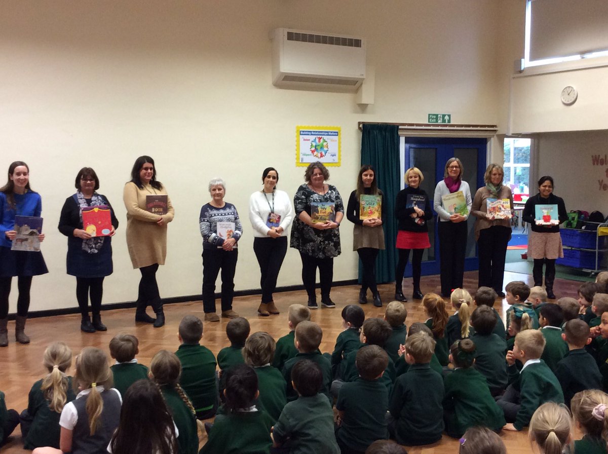 TPPS_Amber's tweet photo. Stop, drop and read!! At 11 o’clock today everyone dropped everything and voted for a story they wanted to hear being read by an adult. Happy reading!! https://t.co/3lDf76yRe8