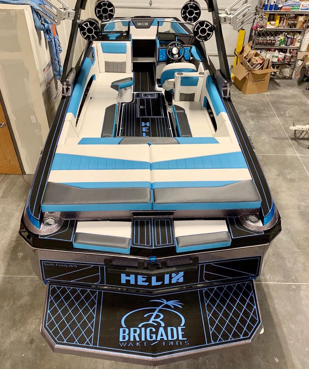 wet_sounds's tweet photo. @helixboats on point!
@gatorstepit @wet_sounds @brigadewakesurfing
#ReadyToJam #WetSounds #PerformanceDrivenSound #GatorStep #HelixBoats #BrigadeWakeSurfing #Wetlife https://t.co/Y3MWb5kQ7c