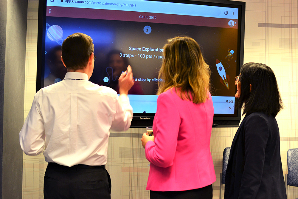 CA_CIB's tweet photo. A new #InnovationLab opened in our New York office! Featuring a wide-range of modern technology, this new collaborative and multi-functional meeting space will stimulate ideas and encourage #creativethinking. Have a look ⬇️ #innovation #inspire https://t.co/O87AROrRUr