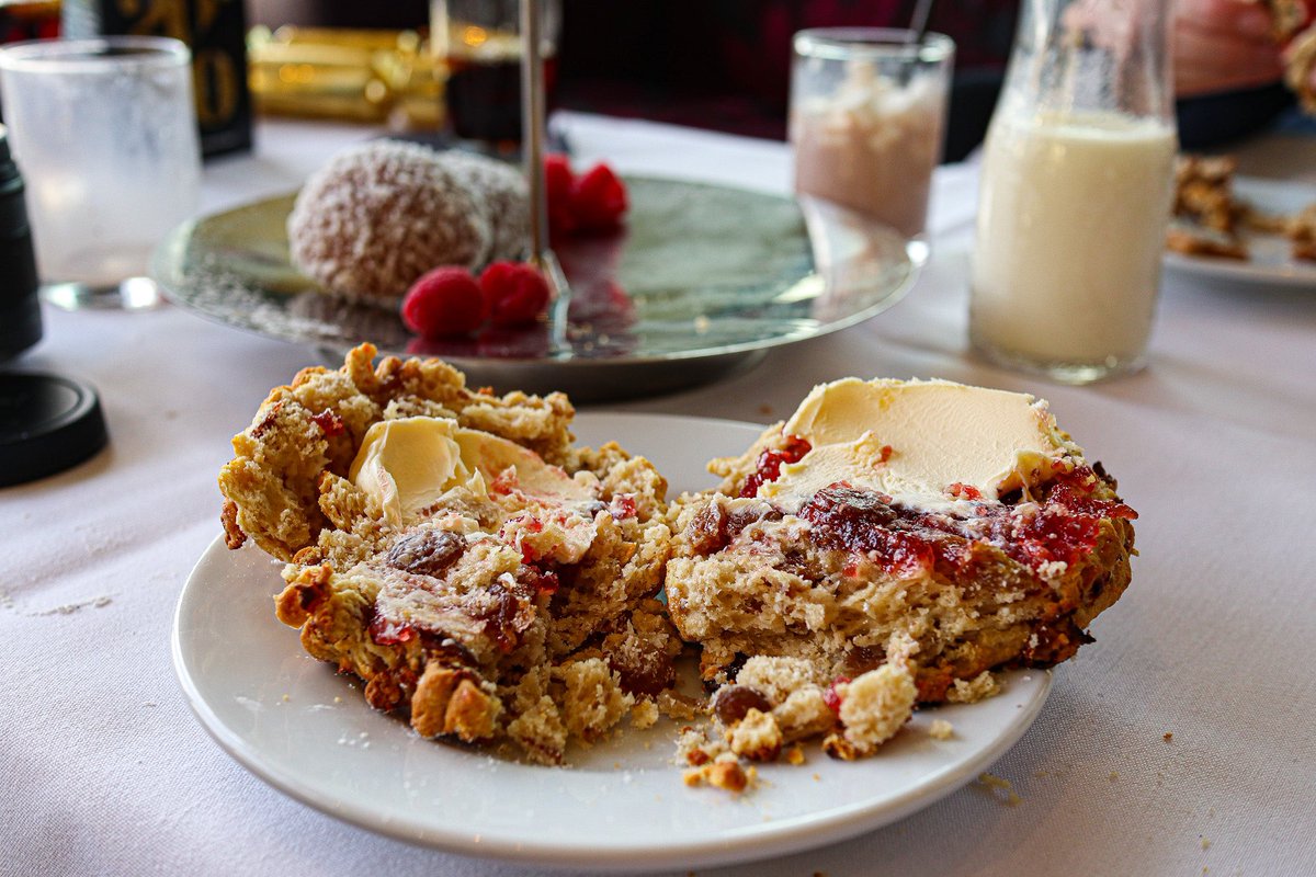 Eat Sleep Love Travel tweet media