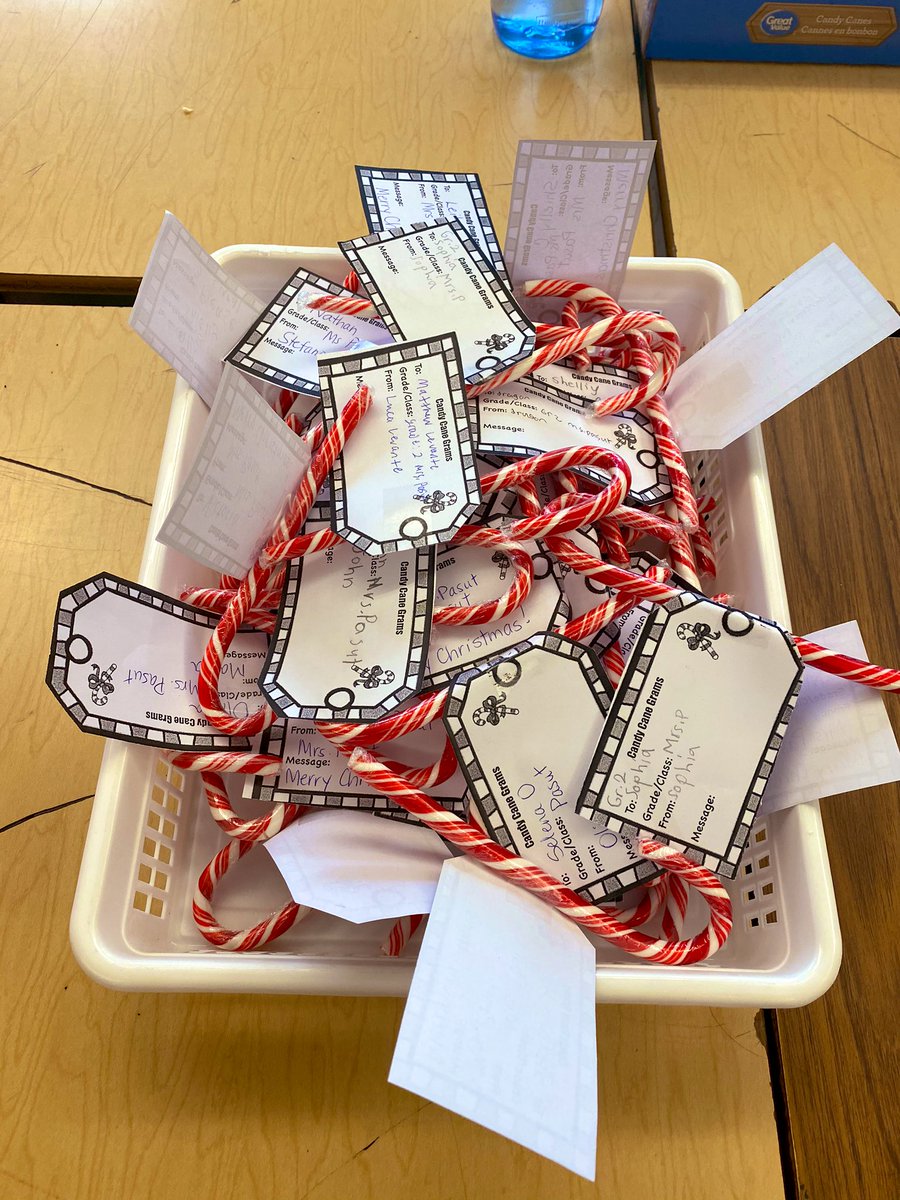 MissNTucci's tweet photo. Candy Cane Grams in full effect here at Blessed Margherita!!!🎄❄️🎅🏼 https://t.co/y3tayuocf0