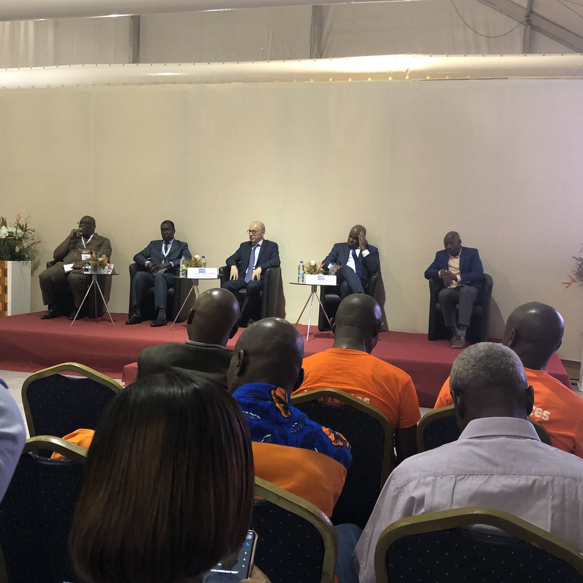 Fin du dernier panel du #SAA2019 qui avait pour thème: La Politique de Renouvellement de Rajeunissement du Parc Automobile en Côte d’Ivoire.