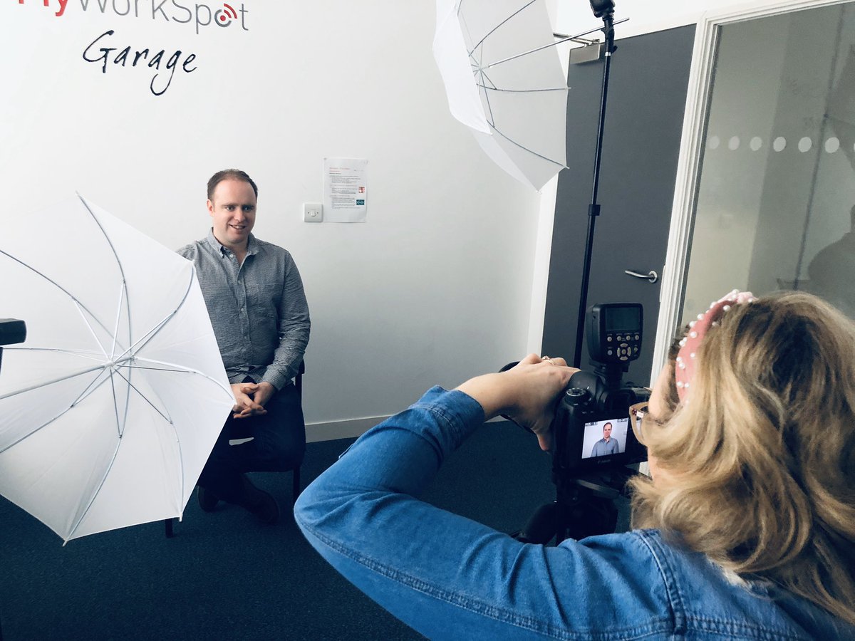 This morning I was in the garage room at <a href="/MyWorkSpotUK/">MyWorkSpot Coworking</a> testing my new lighting kit for headshots and was really pleased with the results! Thank you to <a href="/PRMcC/">dnf</a> for your help and @locationgore for modelling! 😃📸🙌 #headshots #lightingkit #photography #testshoot #setup