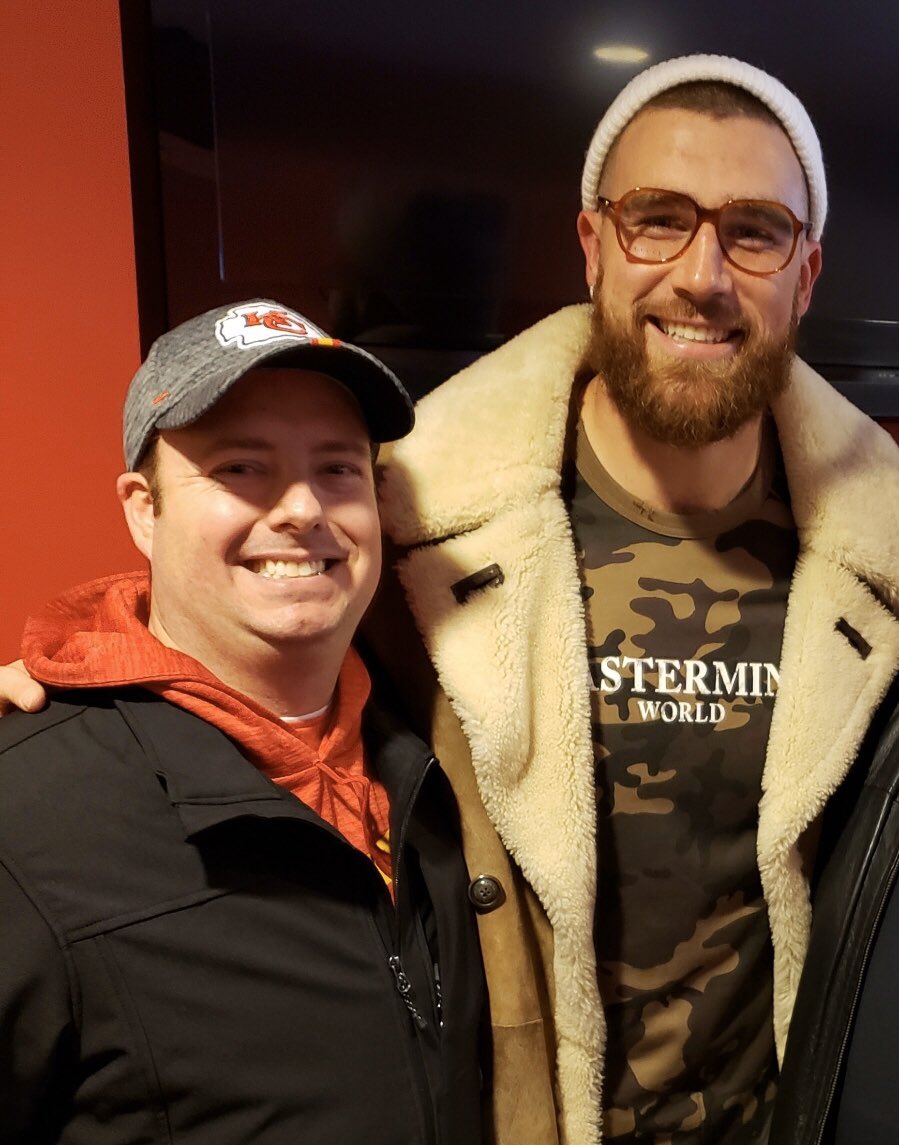 MinskysPizza's tweet photo. Our final group of contest winners & guests enjoyed VIP treatment yesterday with game tickets, Minsky’s gift card & most importantly a meet & greet with the man himself, @tkelce! Thank you to ALL that entered our game day giveaway via #AddaBuck benefitting @87Running @OB_Inc_KC! https://t.co/ULmxkXSLXR