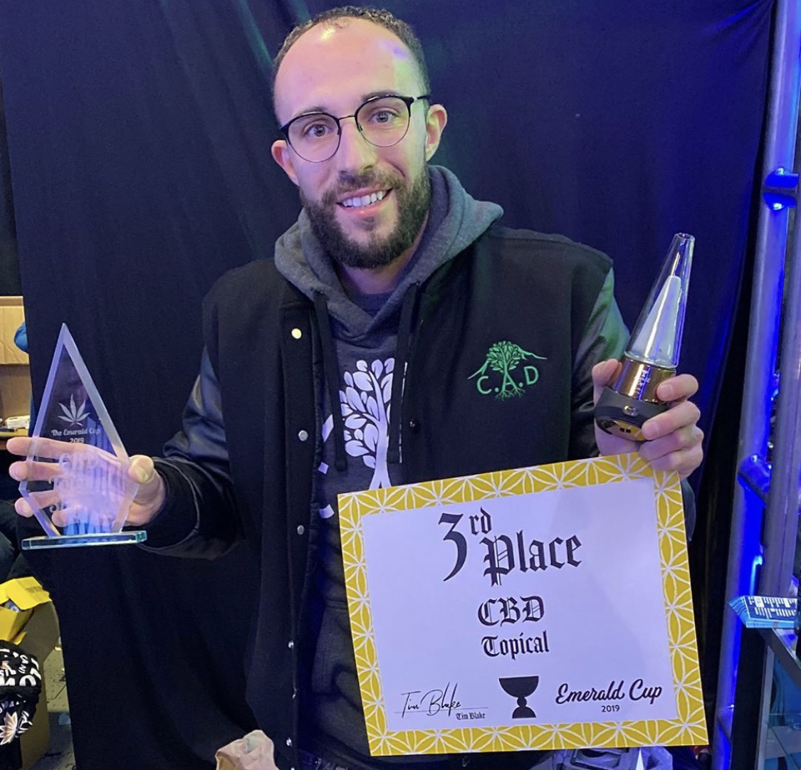CAD4CBD's tweet photo. We’re very excited to place 3rd this year for our Rasta Pain Cream at @TheEmeraldCup! Big thanks to @connected.california &amp; @alienlabs  for having us in the booth and to everyone who stopped by! #CAD4CBD

#RastaCream #CBDCream #CBD #THC #EmeraldCup #CannabisCommunity https://t.co/qzV4HX8TSf