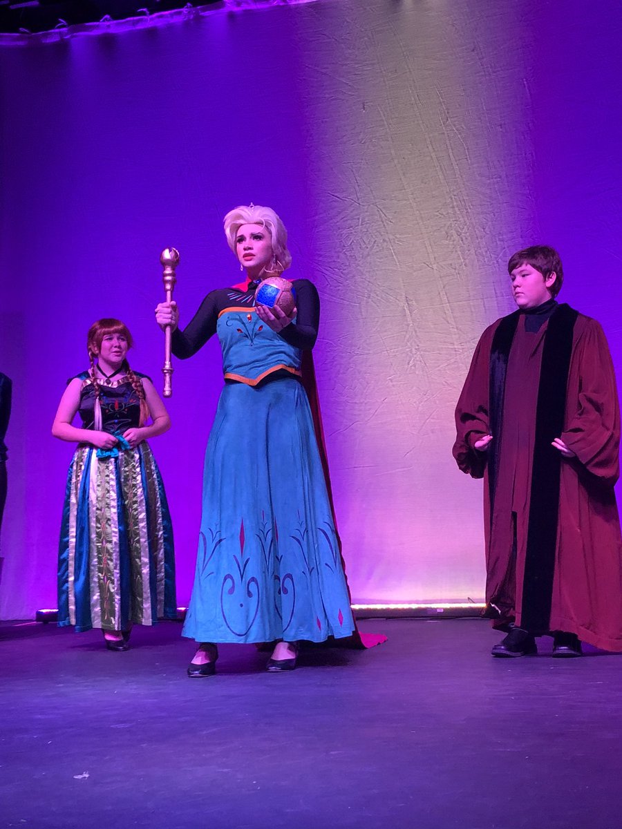emmagrace2071's tweet photo. @Ticketmaster @FrozenBroadway we just closed our production of frozen junior last night where i played elsa!!!! seeing this show on broadway would be a dream come true🥰❄️ @sandradee1975 #UnwrapLive #Entry https://t.co/ffleR1DkQB