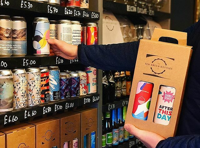 Customizable Craft Beer Gift Box 🙌🏼 The perfect gift for your craft beer loving friend this Christmas! 🎄 
Starting at £15 🤩 ift.tt/2YW11wZ