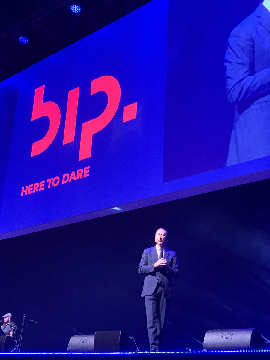Bip_Group's tweet photo. Bip Xmas Event 2019. Grazie di cuore a tutti i colleghi per questo incredibile anno.
@Sketchin / @OpenKnowledge
#HereToDare #BipGroup https://t.co/qsm9lf178c