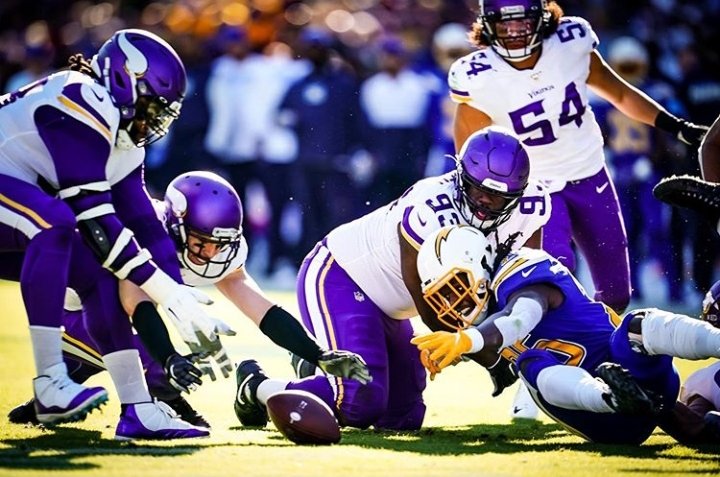 VikingNations's tweet photo. Defense got in that bag yesterday!
Shout out to the entire defensive squad. π₯
7 take aways
3 sacks
62 rushing yards allowed
1 TD β¬
οΈ turning point
#SeeBall #GetBall
π·: @travietrav_dmv #SKOL https://t.co/yWNyYfI62l