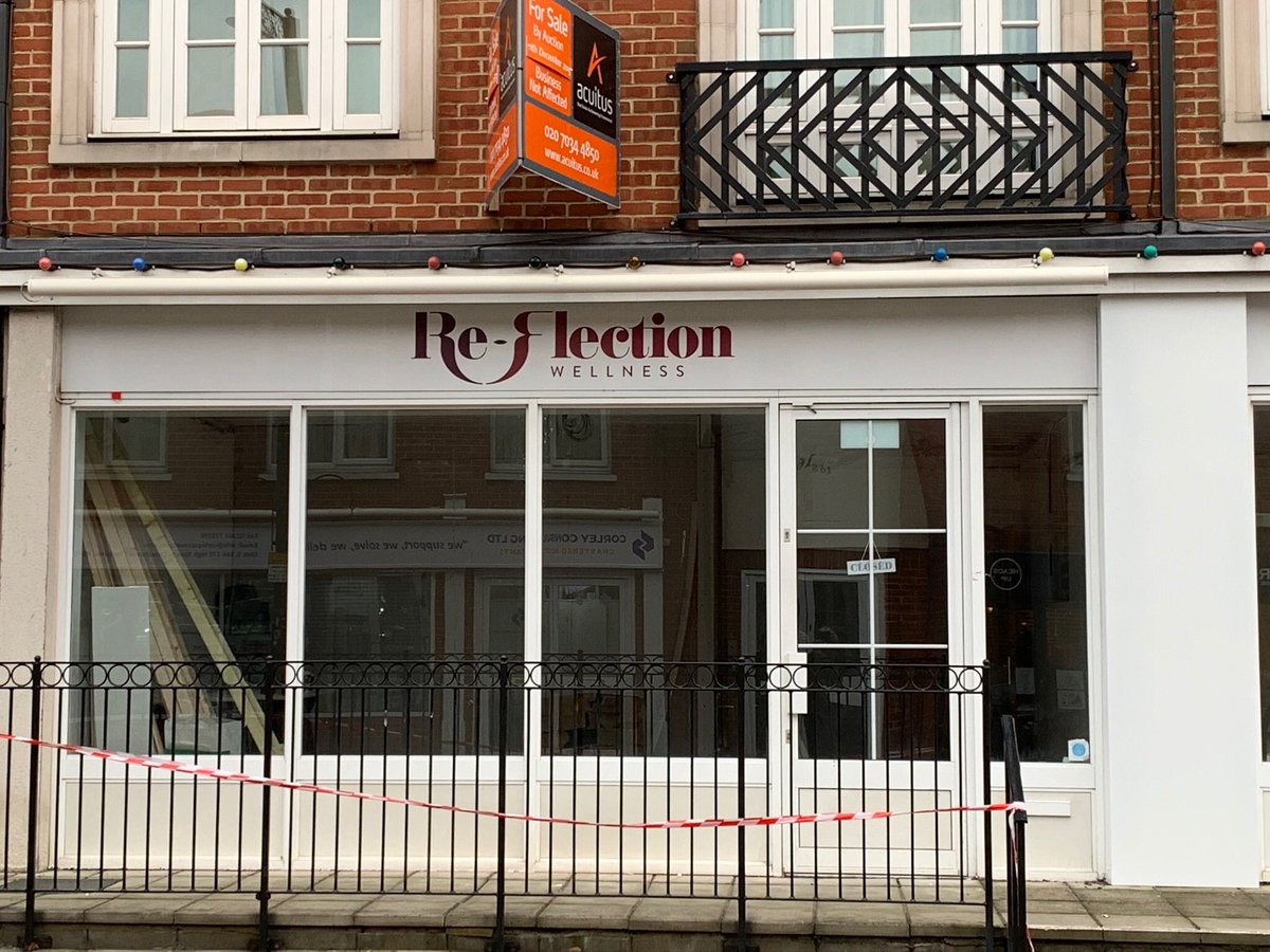 wellingtonsigns's tweet image. Stage 1 complete, new fascia signs done, windows and internals next #fasciasigns #shopsigns #internalsigns