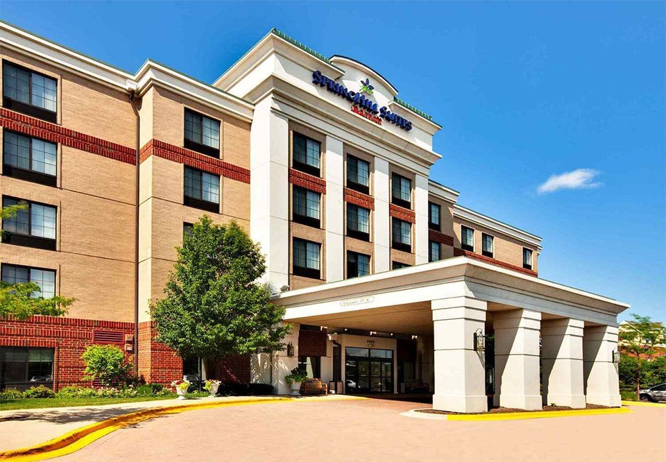 SpringHill Suites Chicago Schaumburg/Woodfield Mall Hotel Just Added! midwesthauntersconvention.com/2019/12/spring…